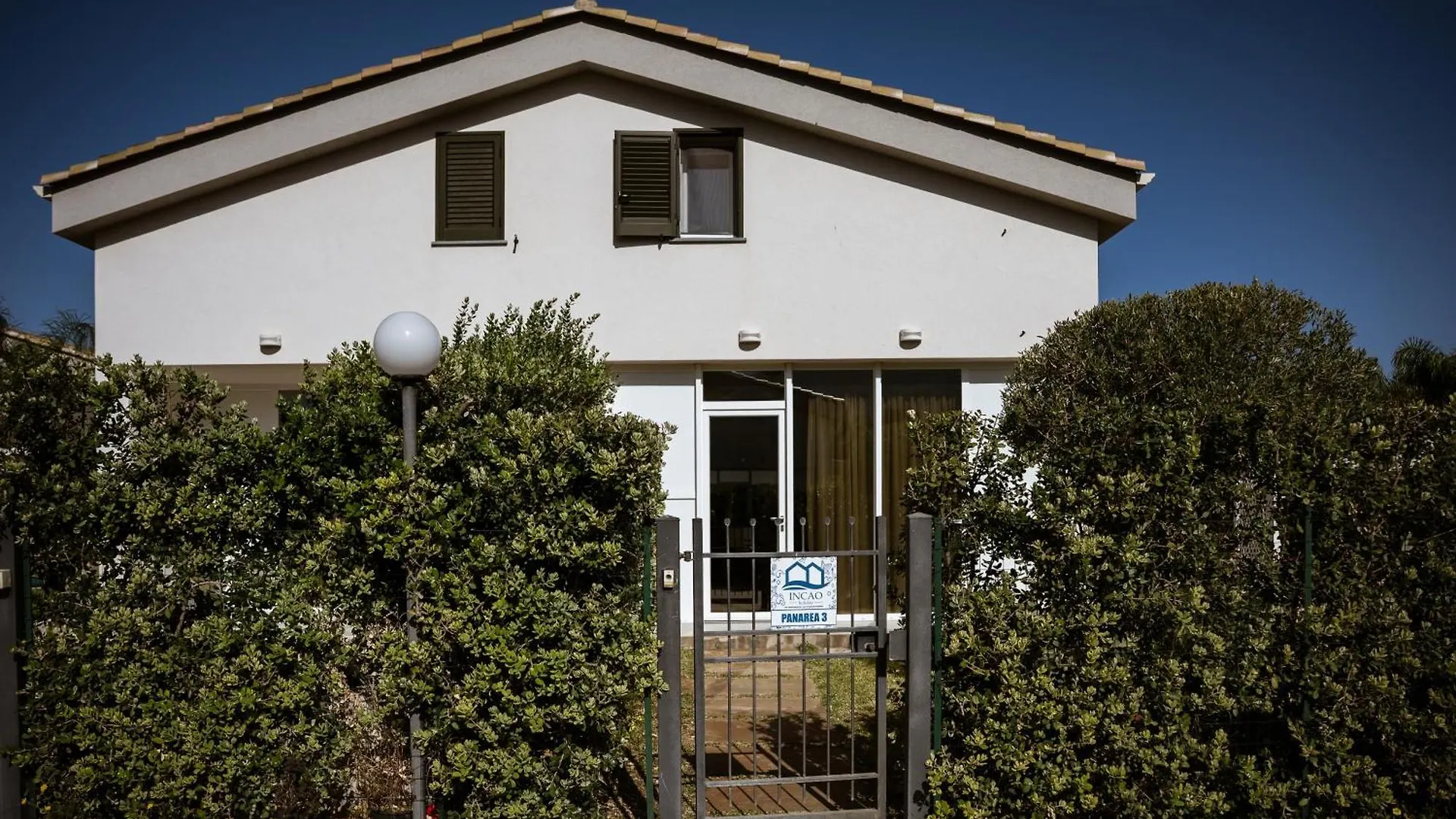 Residence Salinelle Beach Villa Panarea Lascari 0*,
