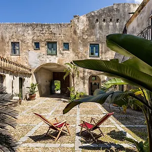  Casa vacanze Surrounded By Nature Overlooking The Sea - Cefalu